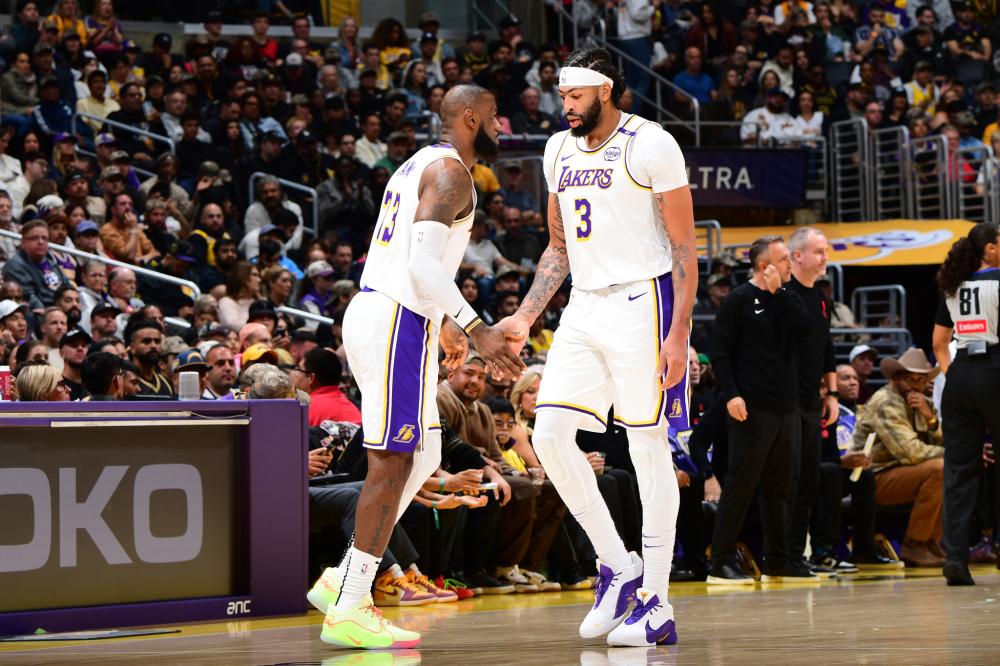 候一支球队 候一支球队